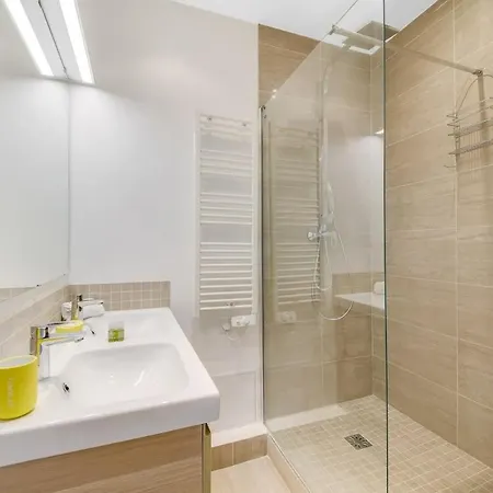 Appartamento Charming Near Eiffel Tower 2br Ii *